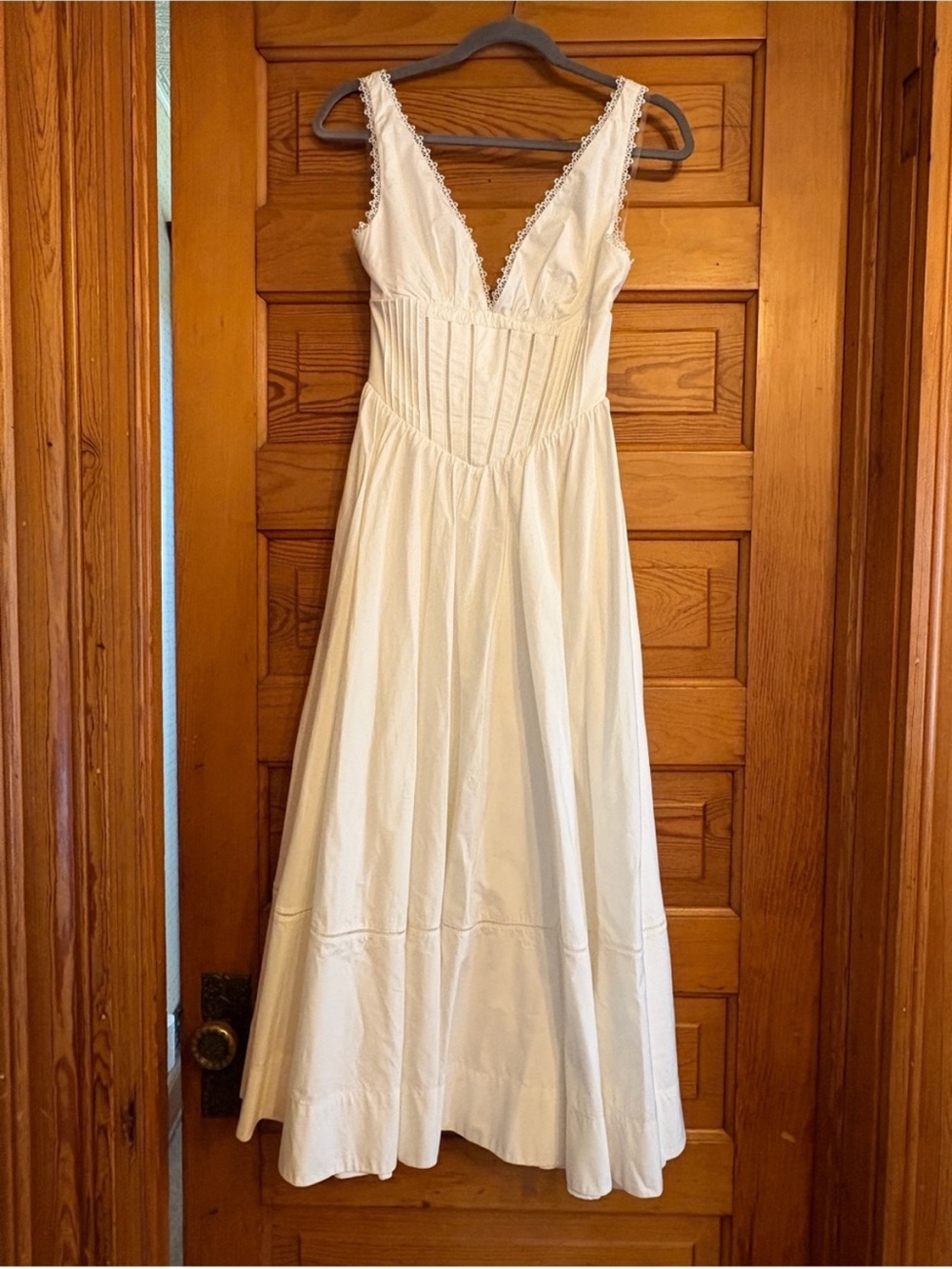 House of CB White Cream V-neck Midi Dress with Lace Trim Size XS